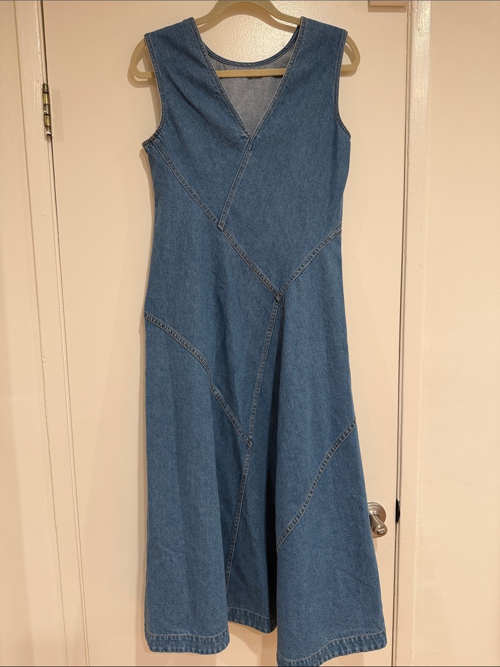 Orig $895 Christian Wijnants Seam Detail Light Blue Denim Midi Dress (Euro 38) - Picture 6 of 6
